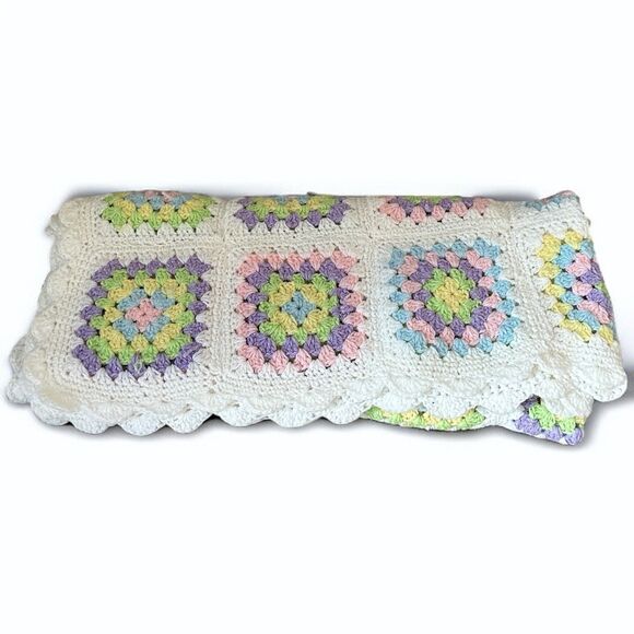 Handmade Crochet Baby Blanket Unisex Pastel Cottagecore Vintage Nursery Swiftie - Picture 14 of 16